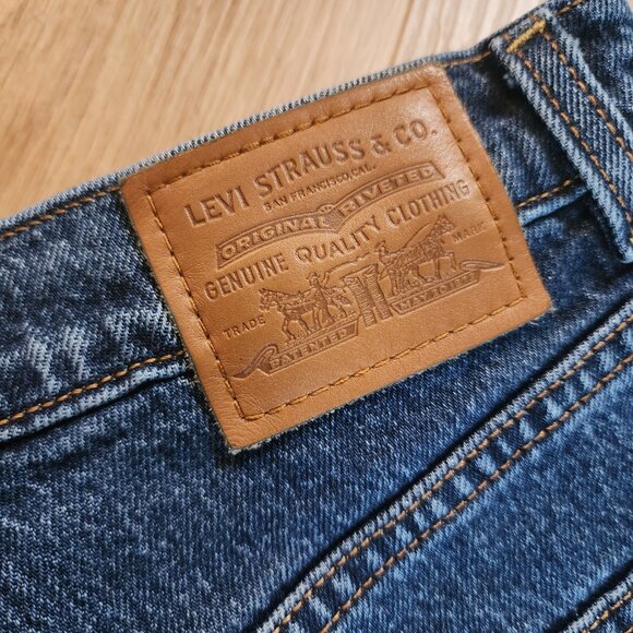 Levi's Ribcage Bell Vintage Women's Jeans - Picture 6 of 14